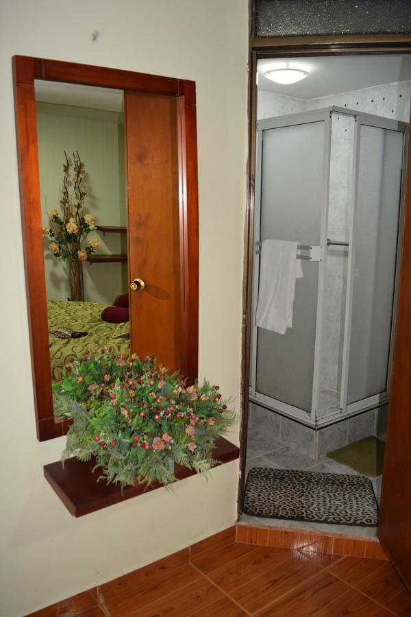 Hotel Reina Isabella Ipiales Bagian luar foto