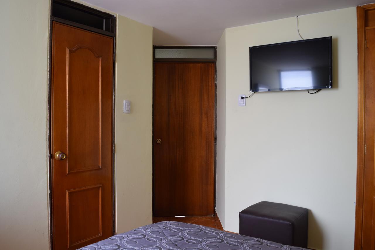 Hotel Reina Isabella Ipiales Bagian luar foto